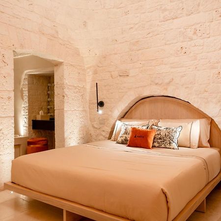 Ferienwohnung Naiira Luxury Trullo - Jacuzzi And Patio Alberobello Exterior foto