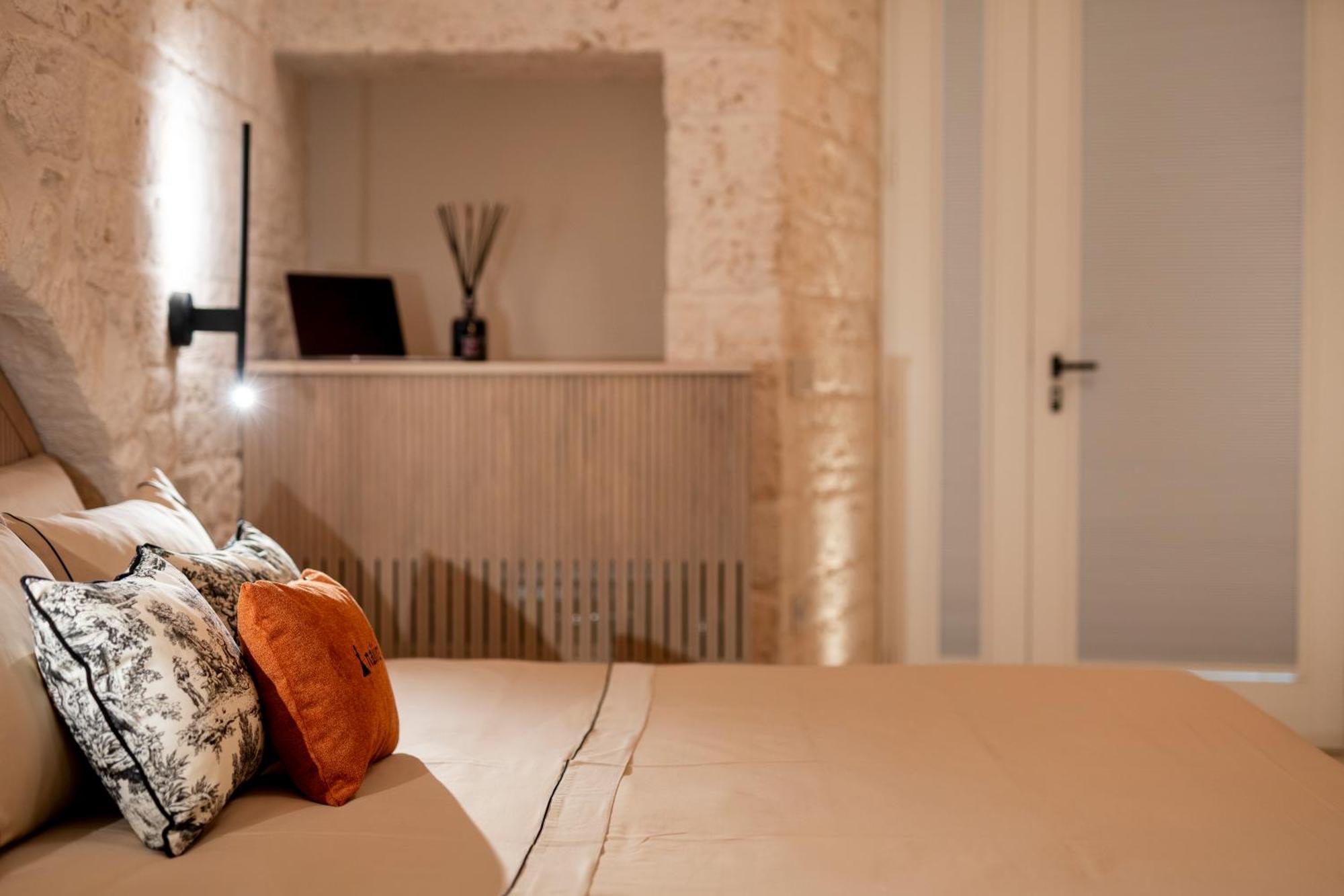 Ferienwohnung Naiira Luxury Trullo - Jacuzzi And Patio Alberobello Exterior foto