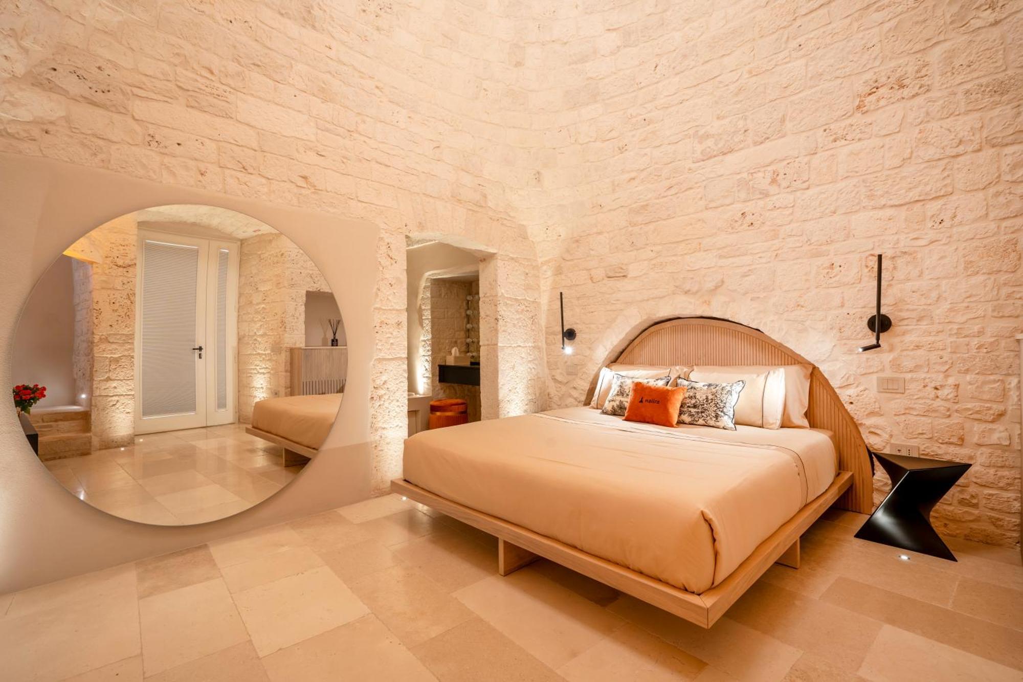 Ferienwohnung Naiira Luxury Trullo - Jacuzzi And Patio Alberobello Exterior foto