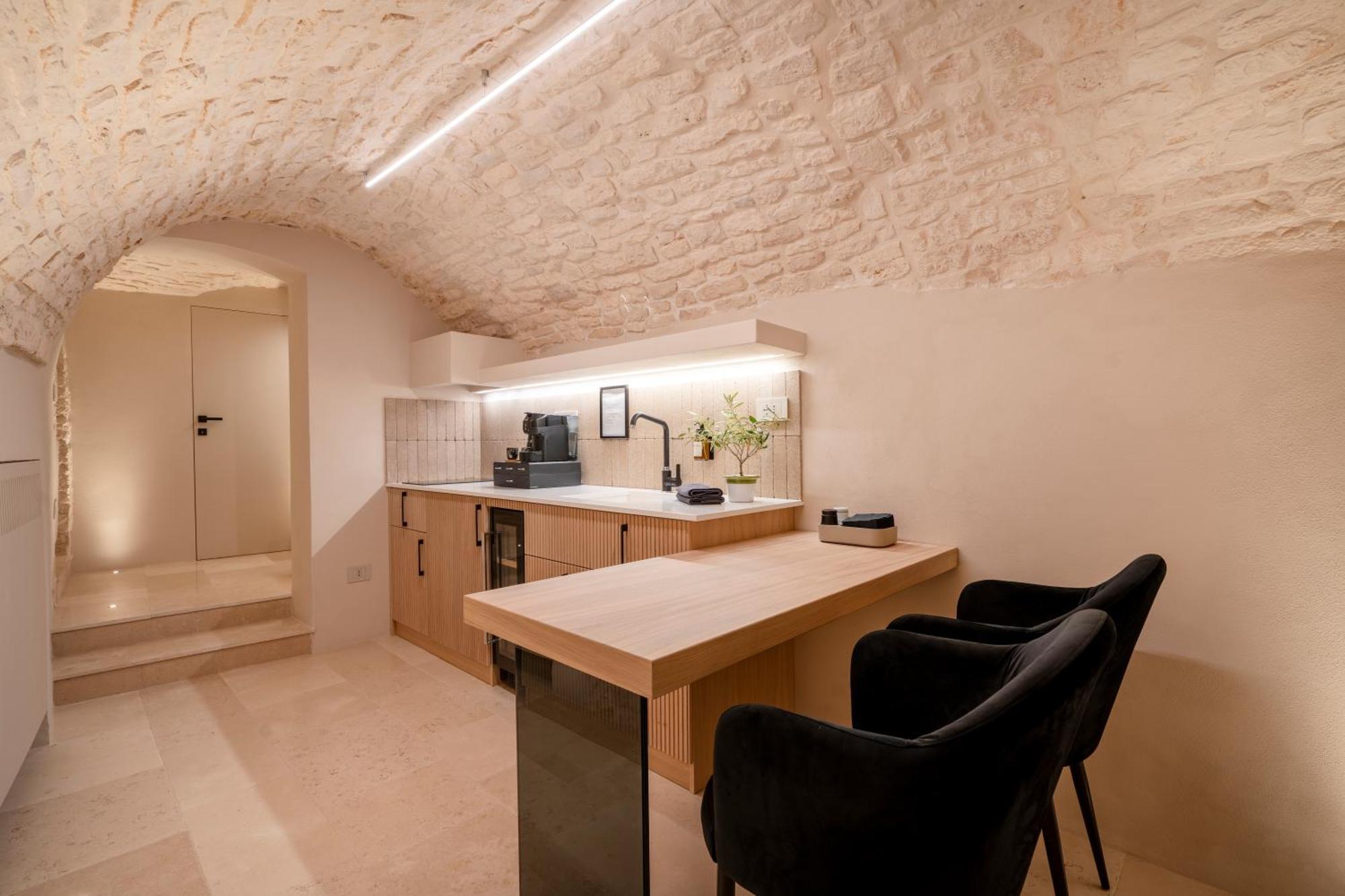 Ferienwohnung Naiira Luxury Trullo - Jacuzzi And Patio Alberobello Exterior foto